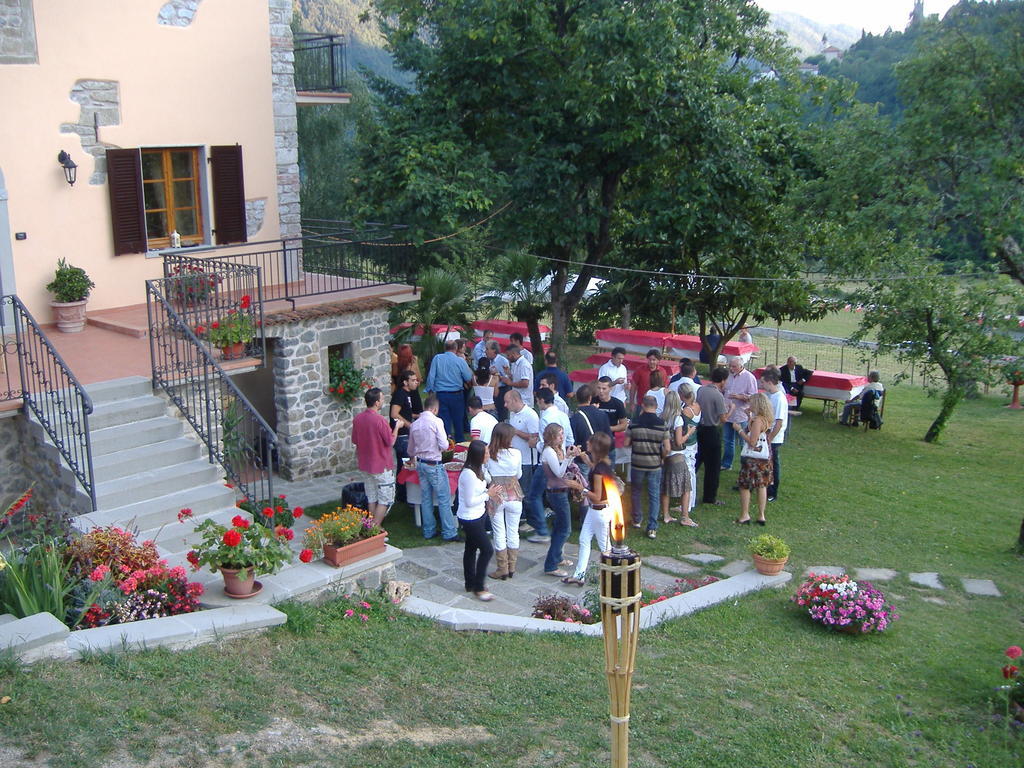 Villa Agriturismo I Chiosi à Comano  Extérieur photo